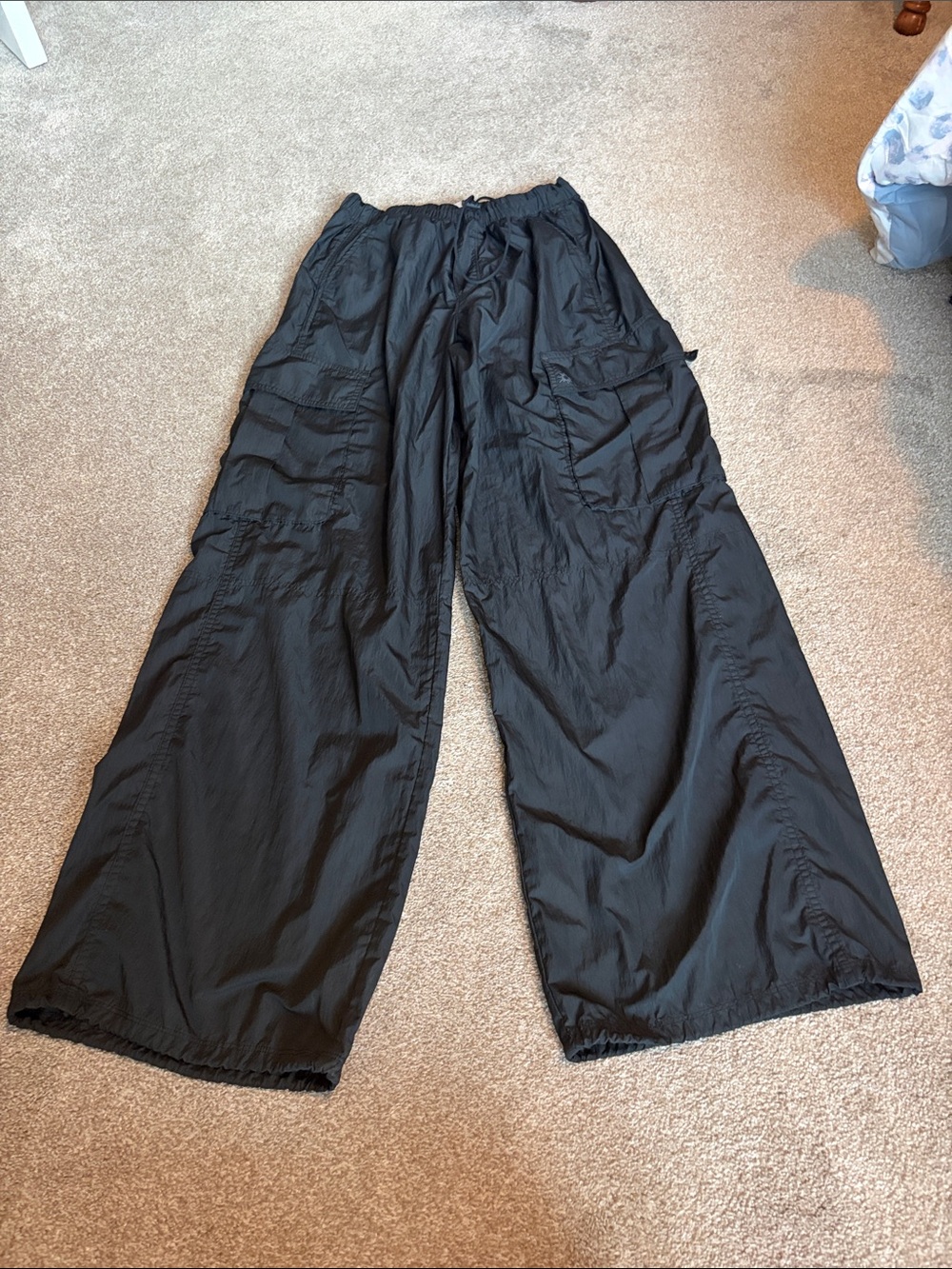 Offline by aerie Black Wide-Leg Track Joggers size medium long